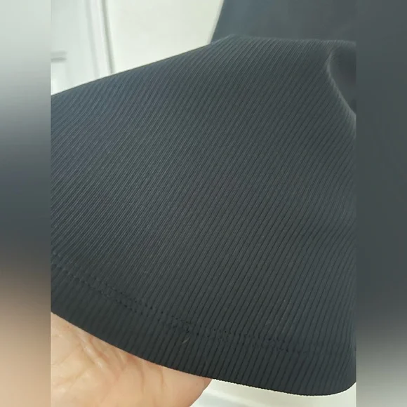 Under Armour Heat Gear Midnight Black Athletic Tank - Picture 7 of 10